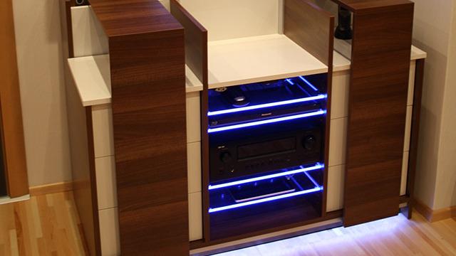 Schrank nach Maß Schreinerei Gorr Schrank nach Maß unter TV